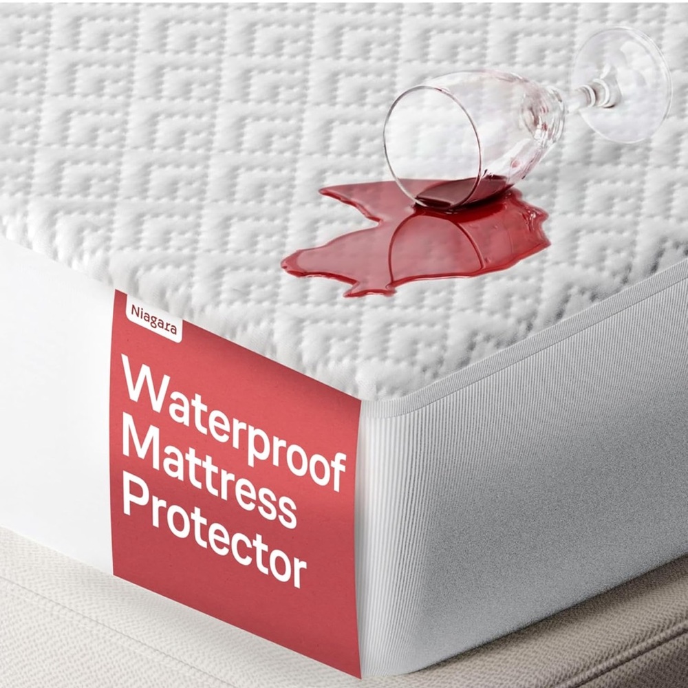 NWT 100% Waterproof Twin Mattress Protector - 360 Protection Against Spil(White)
